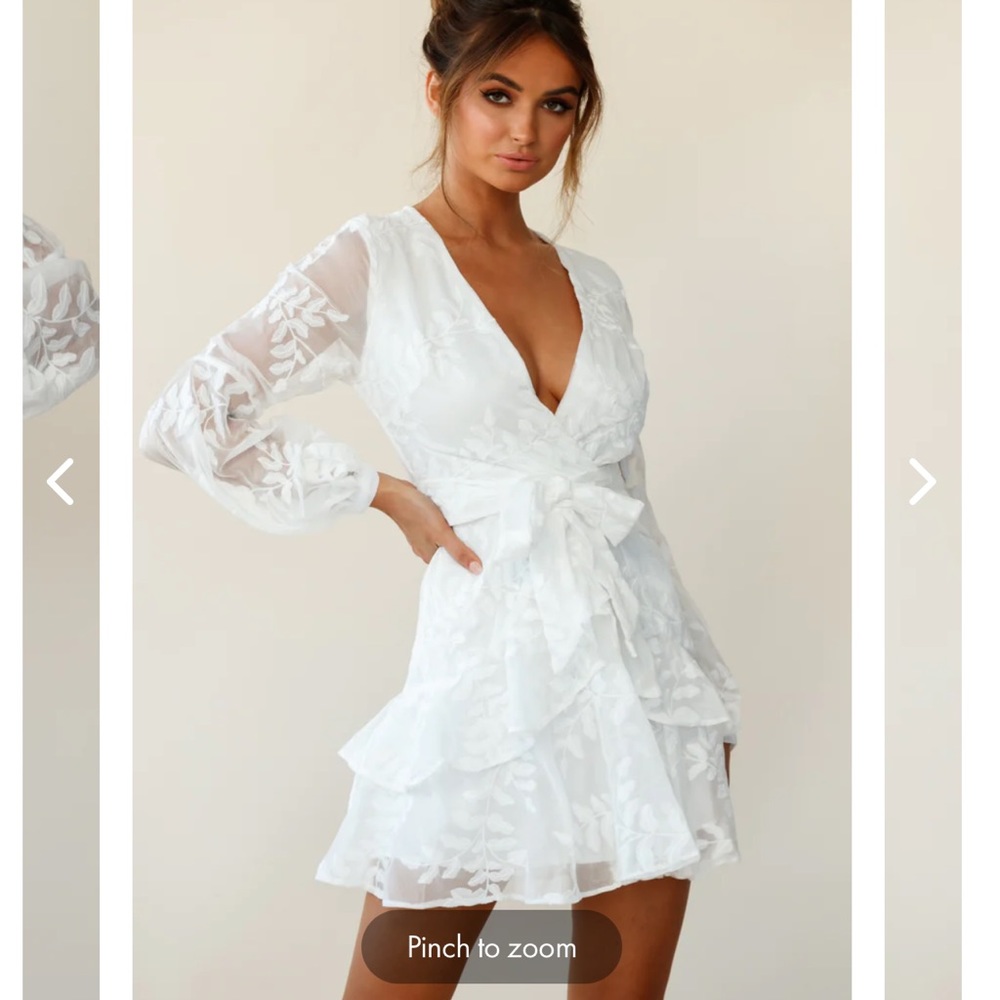 Selfie Leslie white lace dress